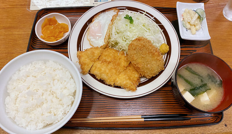 歌舞伎町「つるかめ食堂」日替わり定食