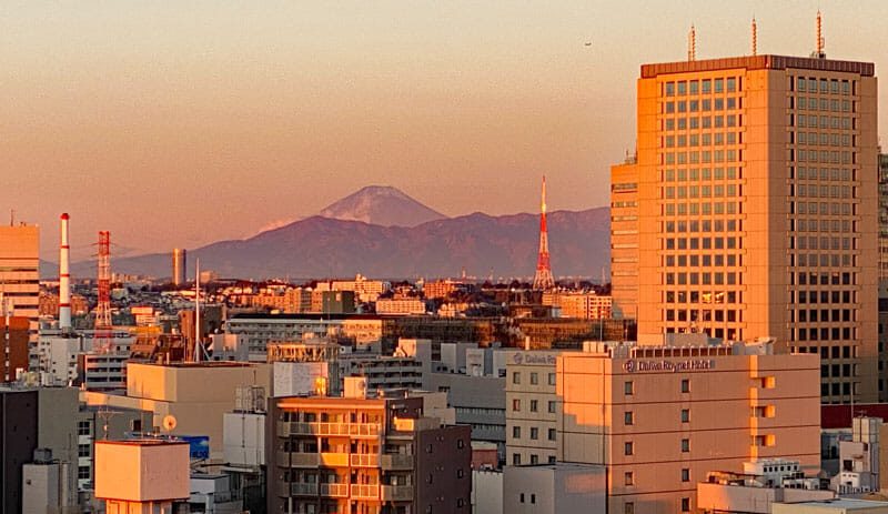 ドーミーイン川崎から見える富士山