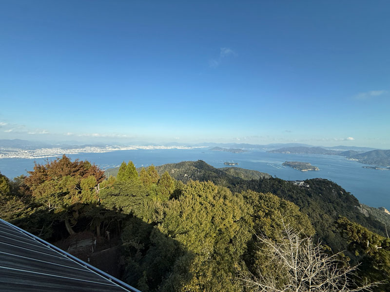 弥山頂上展望台からの眺め