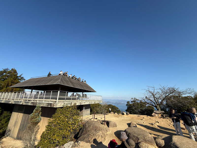 弥山頂上展望台