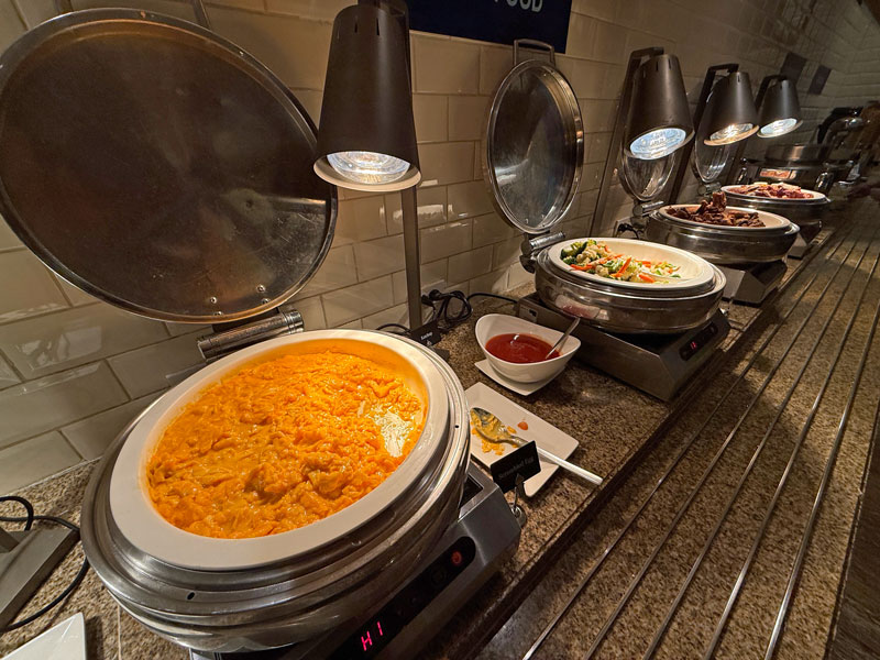 Holiday Inn Express Manila Newport World Resorts スクランブルエッグ