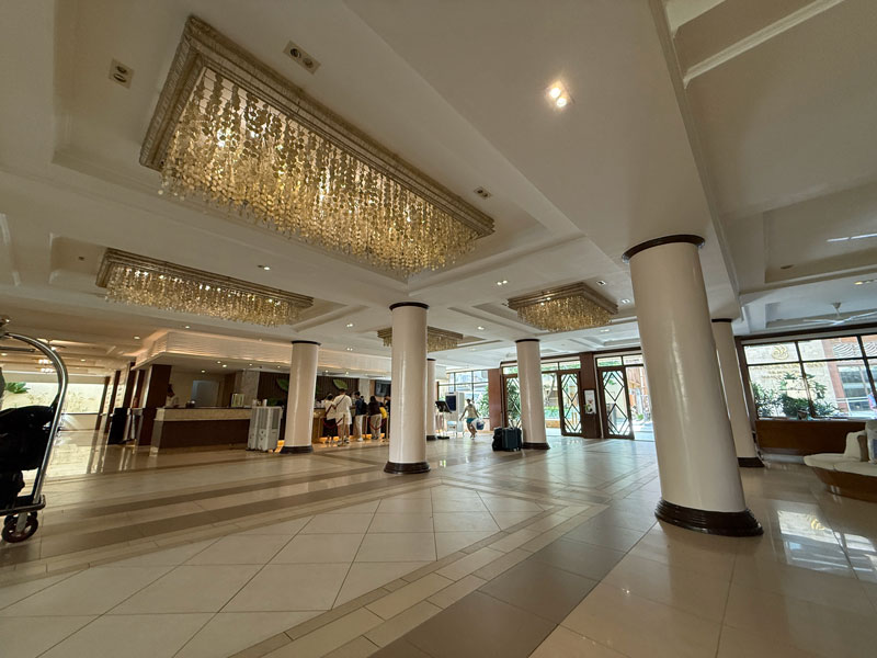 ヘナン ガーデン リゾート ロビー