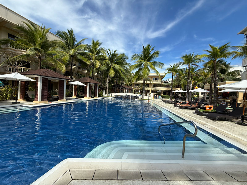 ヘナン ガーデン リゾート プール