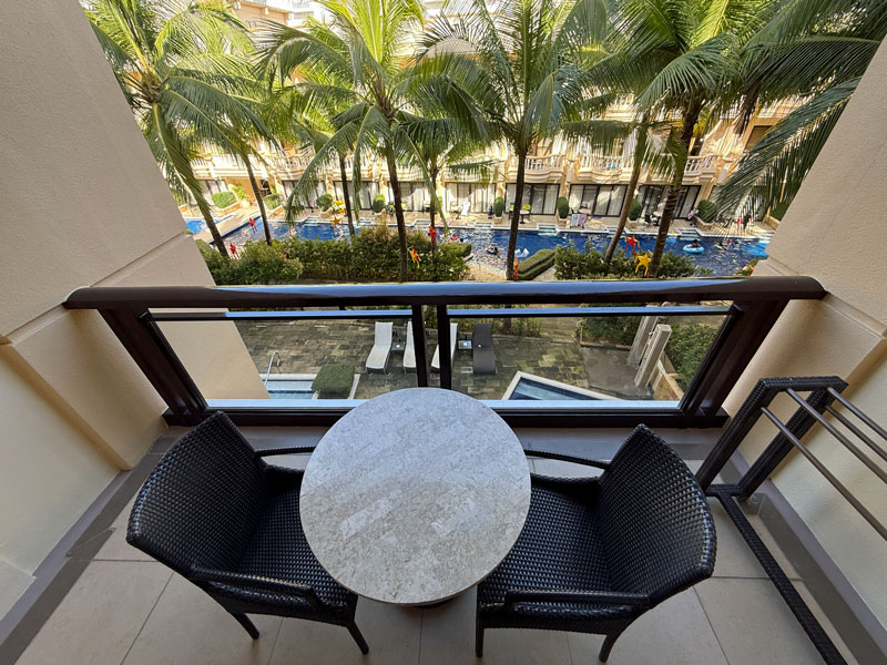 ヘナン ガーデン リゾート グランドルーム ベランダ