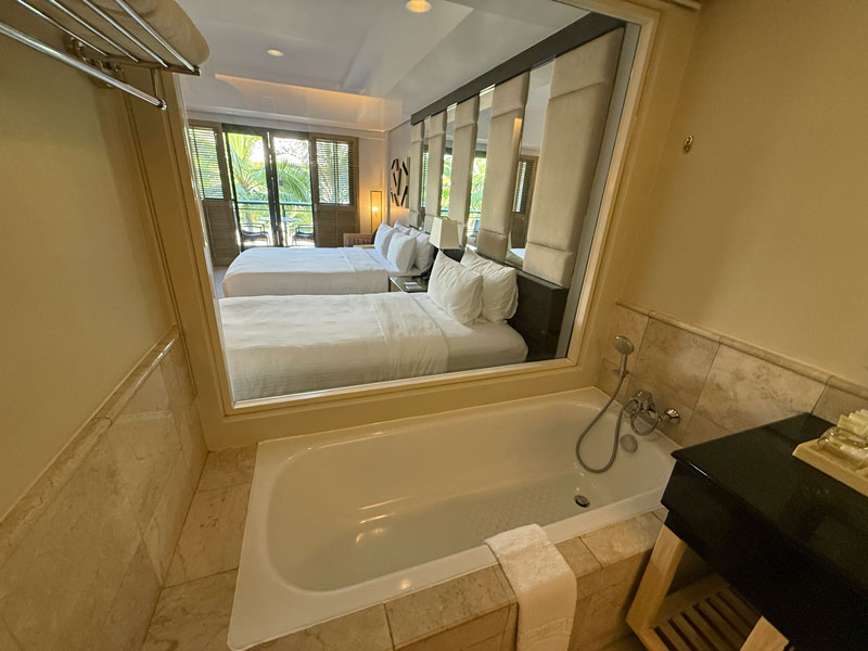 ヘナン ガーデン リゾート グランドルーム 浴槽