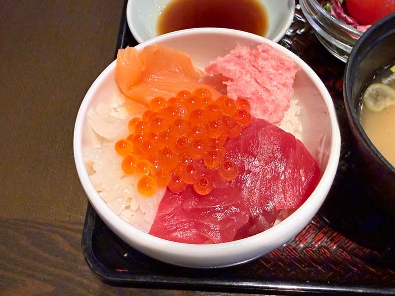 ラビスタ函館ベイ 朝食 海鮮丼