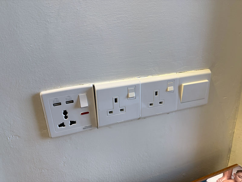 BuBu Resort 電源タイプ プルフンティアン島