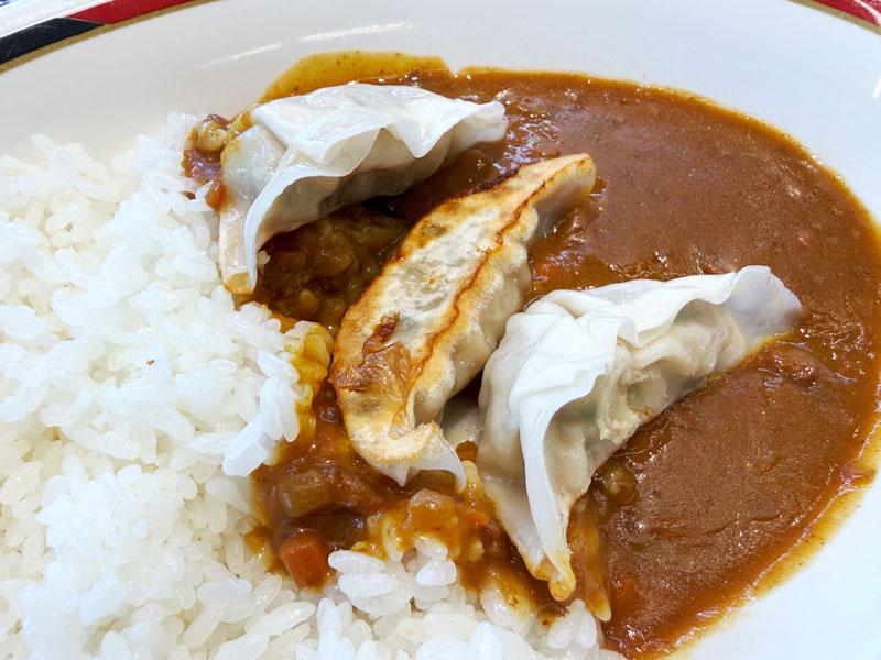 みよしの ぎょうざカレー