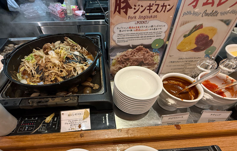ドーミーインPREMIUM札幌 朝食 豚ジンギスカン
